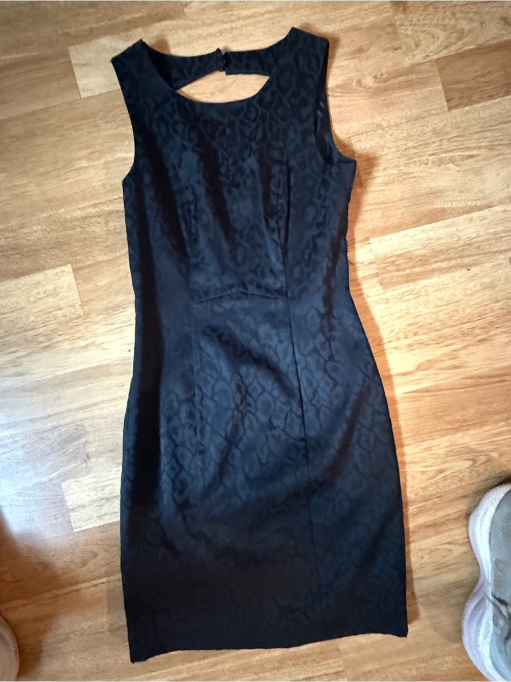 H&M Black Jacquard Sleeveless Midi Dress